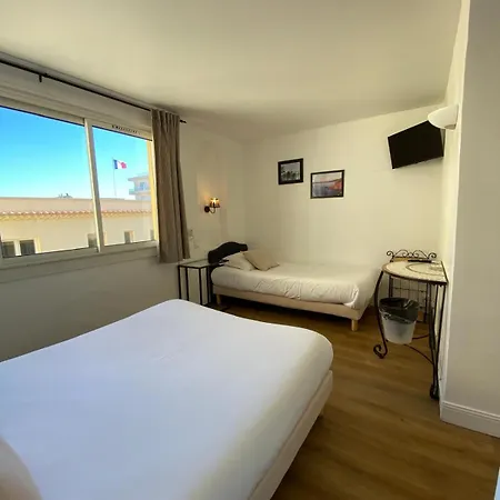 Hotel L'oustaou Le Lavandou