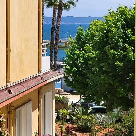 Hotel L'oustaou Le Lavandou
