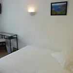 Hotell L'oustaou Le Lavandou