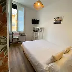 Hotell L'oustaou Le Lavandou