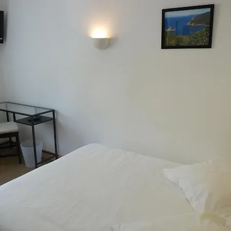 Hotell L'oustaou Le Lavandou