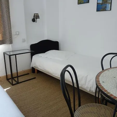 L'oustaou Hotell Le Lavandou