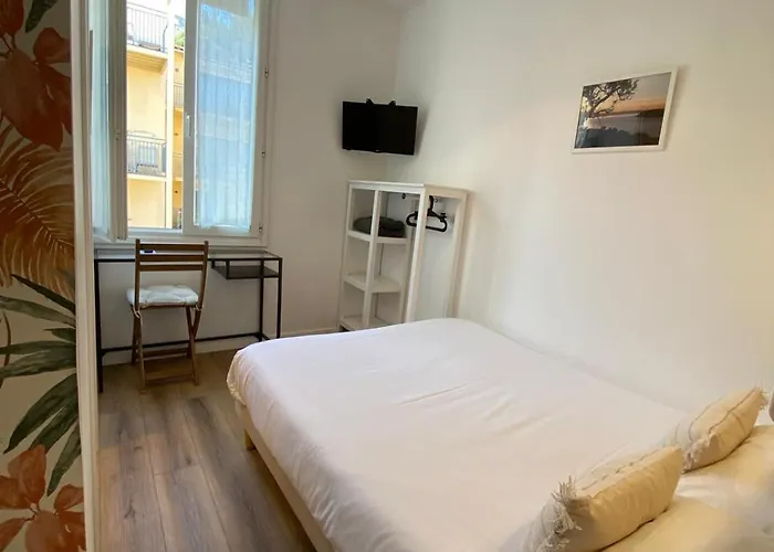 Hotel L'oustaou Le Lavandou